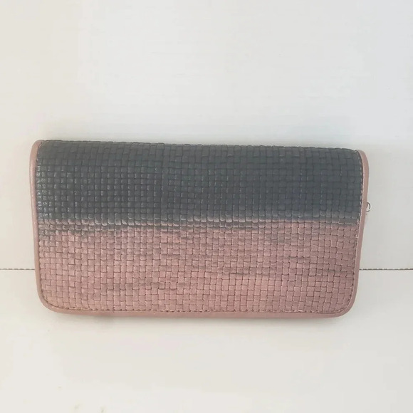 Marc Cain Black/Pink Woven All Around Zippered  Wallet. - Picture 2 of 6